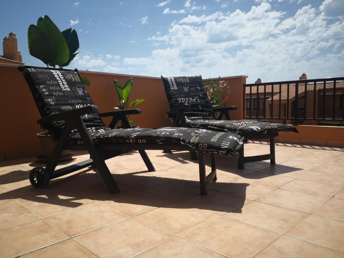 Marina De Casares Suites San Luis de Sabinillas Exterior photo